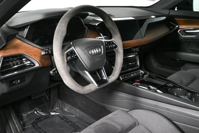 2023 Audi e-tron GT Premium Plus photo 4