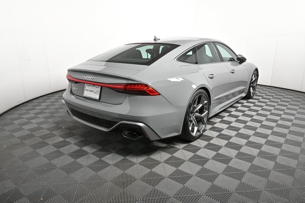 2026 Audi RS 7 Performance Base photo 3