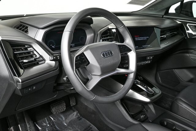 2024 Audi Q4 E-tron Prestige photo 3