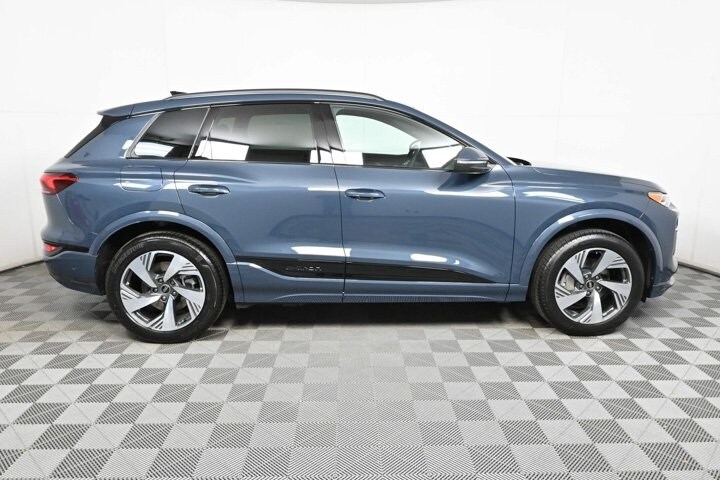 2025 Audi Q6 E-tron Premium photo 2