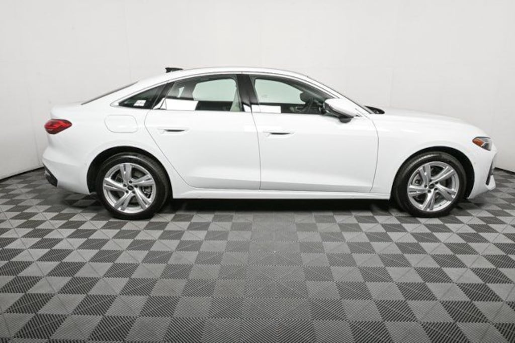 New 2025 Audi All-new A5 2.0T Prestige Hatchback