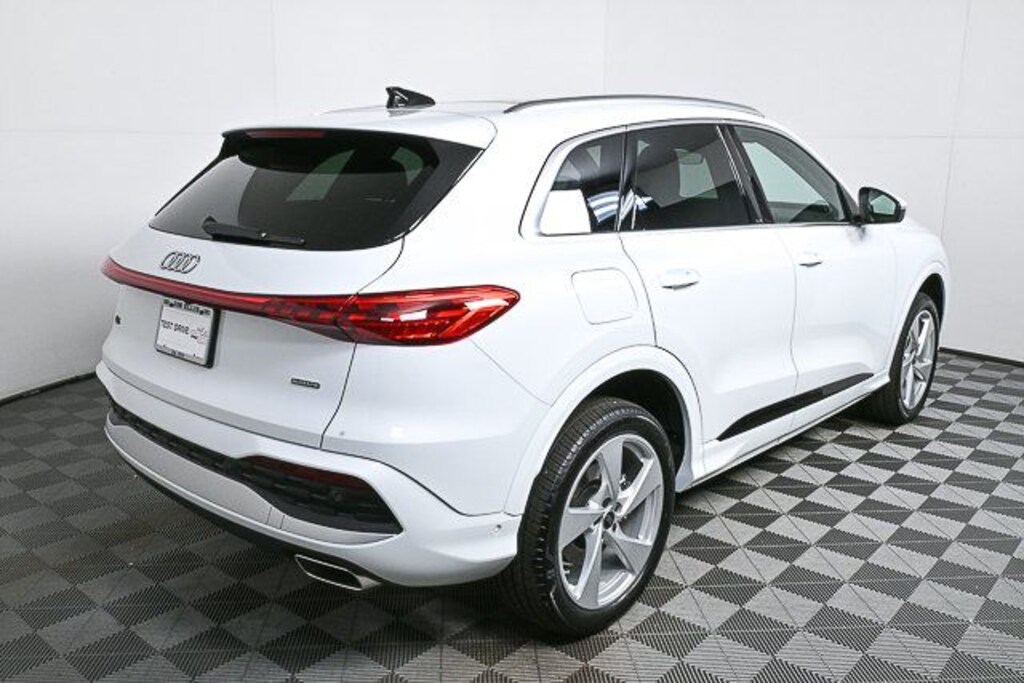 New 2025 Audi All-new Q5 2.0T Premium Plus SUV