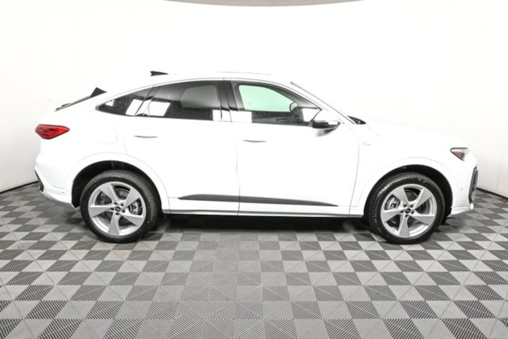 New 2025 Audi All-new Q5 2.0T Premium Plus SUV