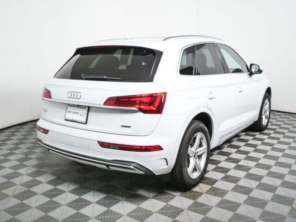 Used 2024 Audi Q5 Premium SUV