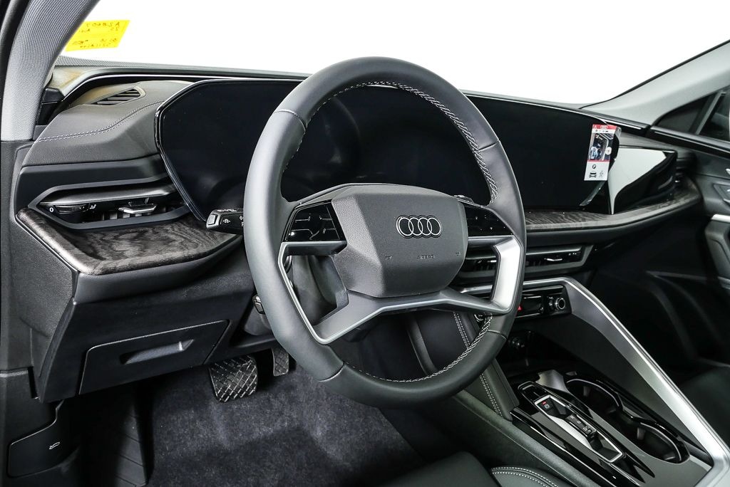New 2025 Audi Q5 2.0T Premium Plus Quattro SUV