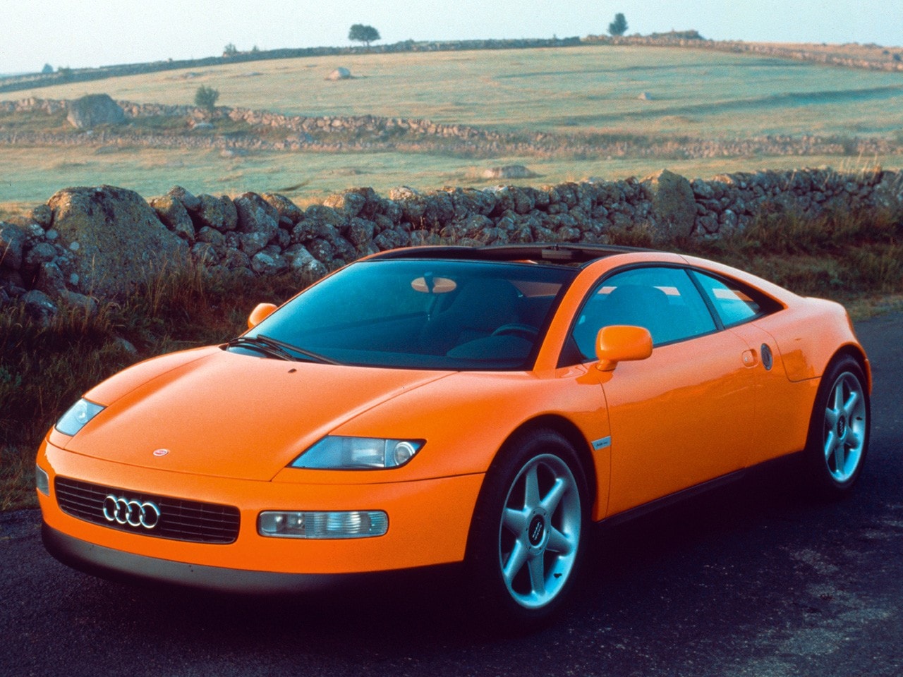 audi-quattro-spyder-concept-2.jpg