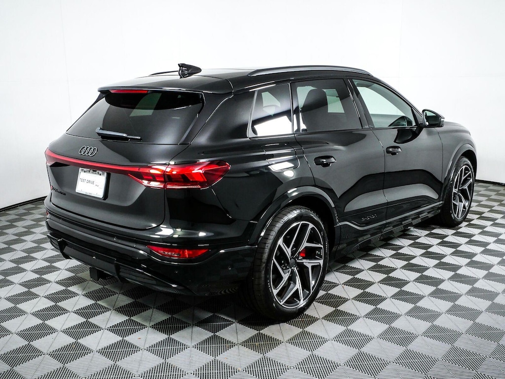 New 2027 Audi SQ6 e-tron SUV