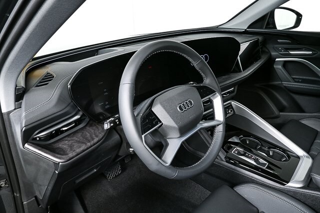 2025 Audi Q5 2.0T Prestige photo 4