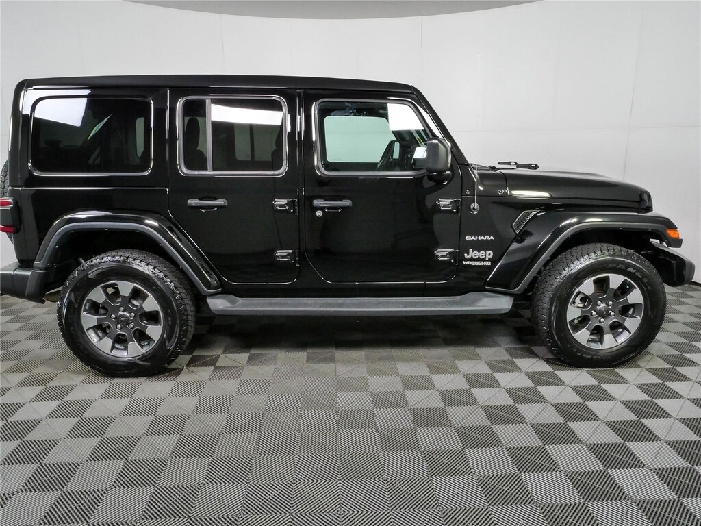 Used 2022 Jeep Wrangler Unlimited Sahara SUV