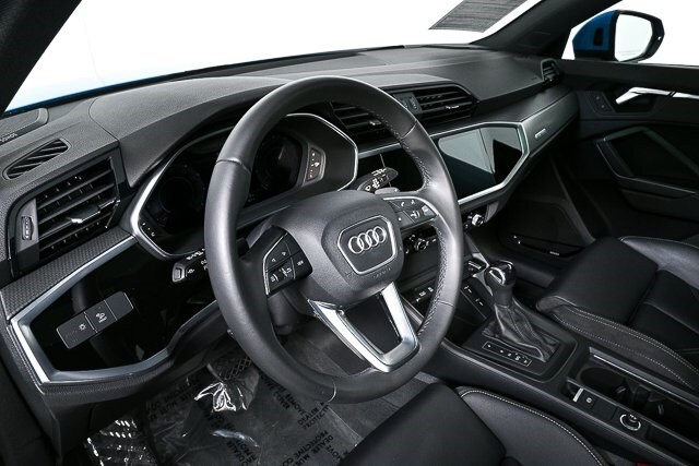 2022 Audi Q3 Premium Plus S line photo 3