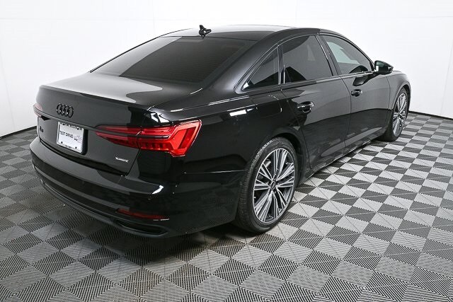 2023 Audi A6 Premium Plus Quattro photo 3