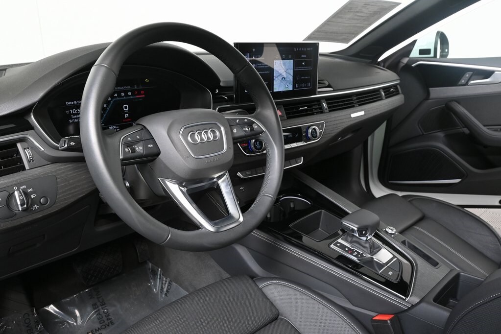2025 Audi A5 45 S line Premium Plus Quattro photo 3