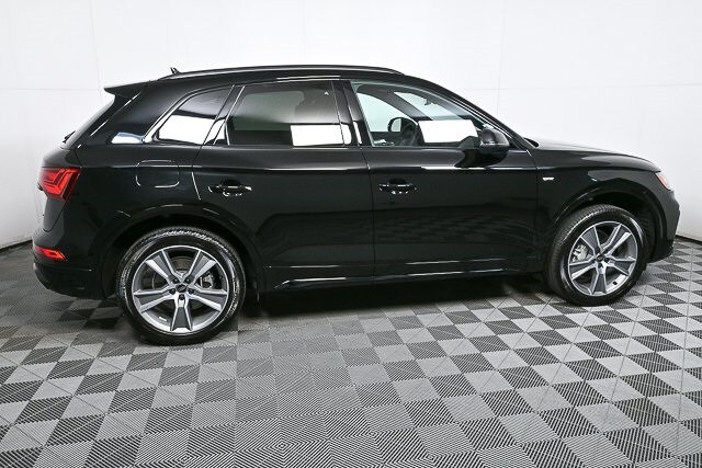 2025 Audi Q5 45 S line Premium photo 2