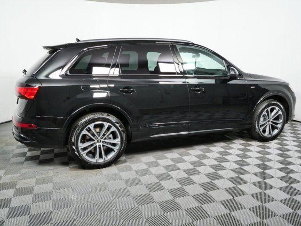 New 2026 Audi Q7 SUV