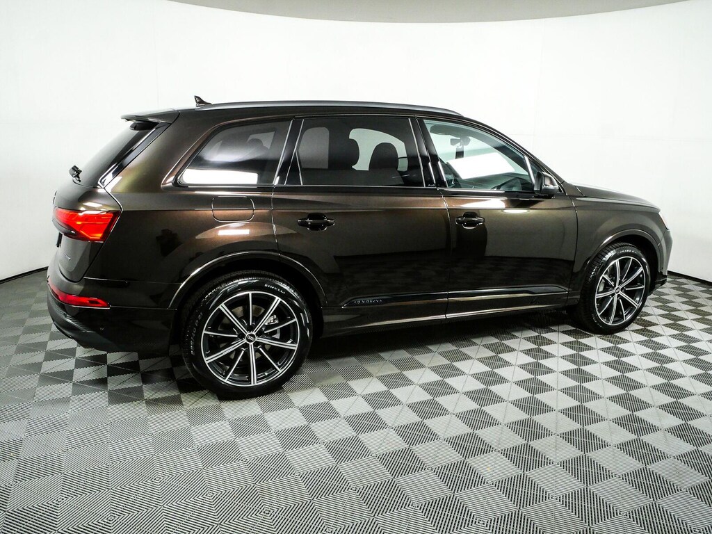 New 2026 Audi Q7 SUV