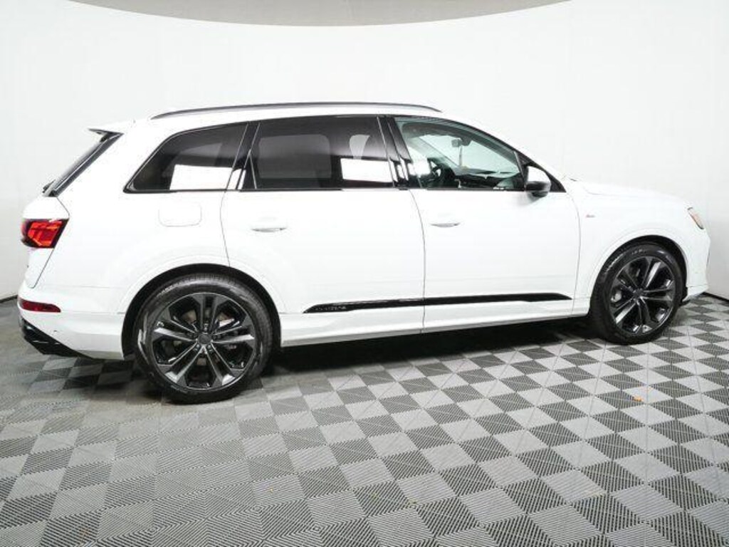 New 2026 Audi Q7 SUV