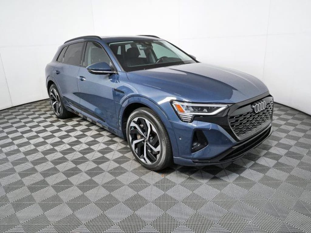 Used 2024 Audi Q8 e-tron Prestige SUV