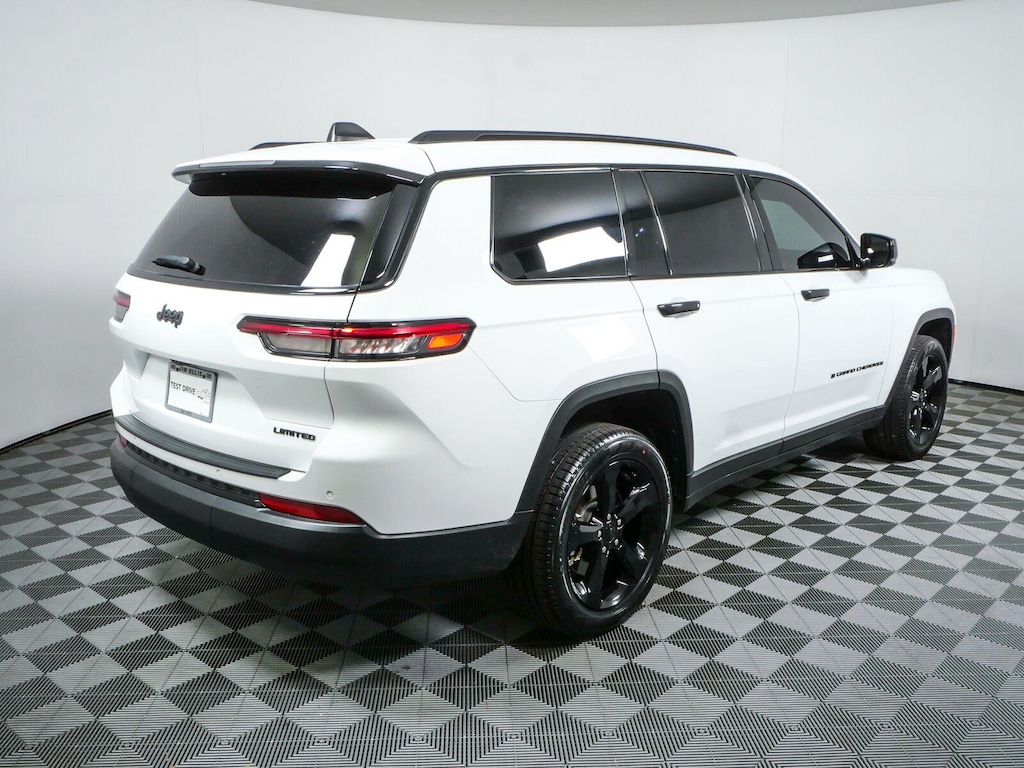 Used 2024 Jeep Grand Cherokee L Limited SUV