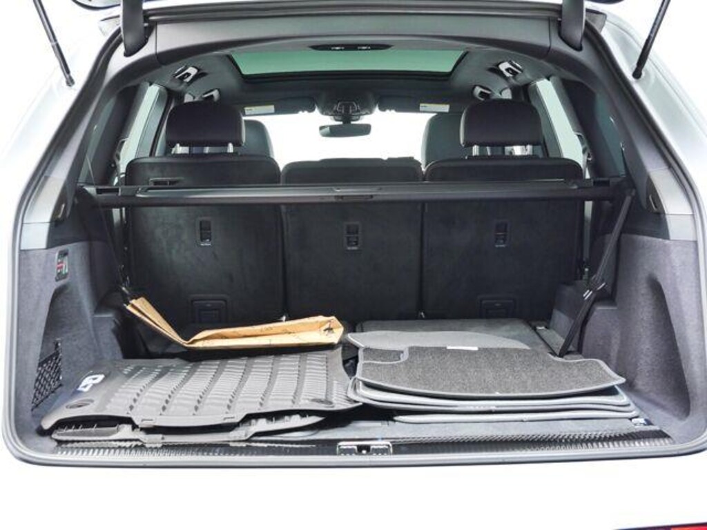 New 2026 Audi Q7 SUV
