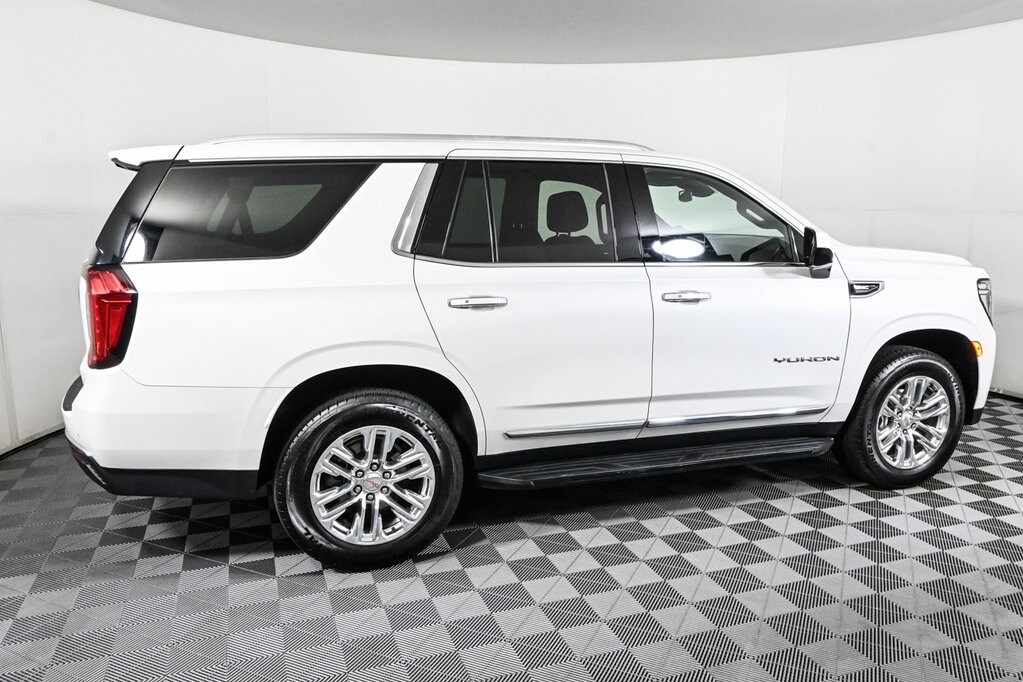 2023 Gmc Yukon SLT photo 2