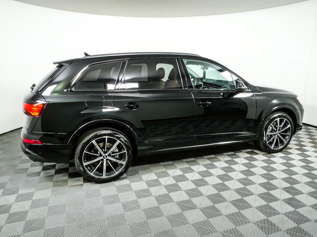 New 2026 Audi Q7 SUV