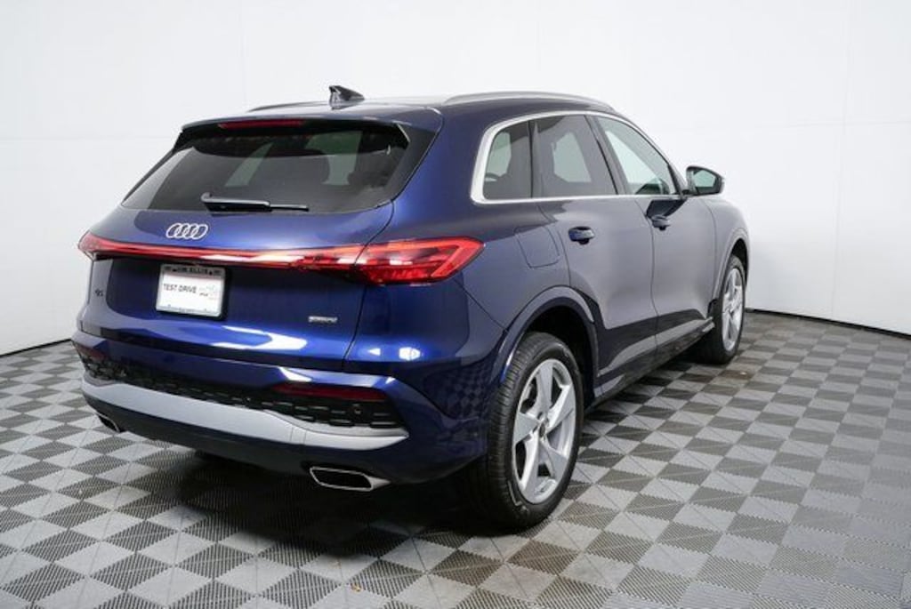 New 2025 Audi All-new Q5 2.0T Premium Plus SUV