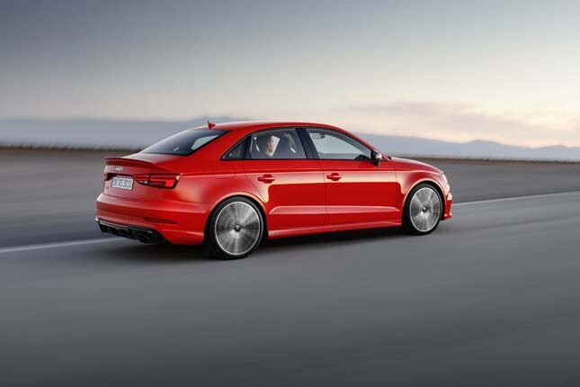 audi_rs_3_sedan_7.jpg