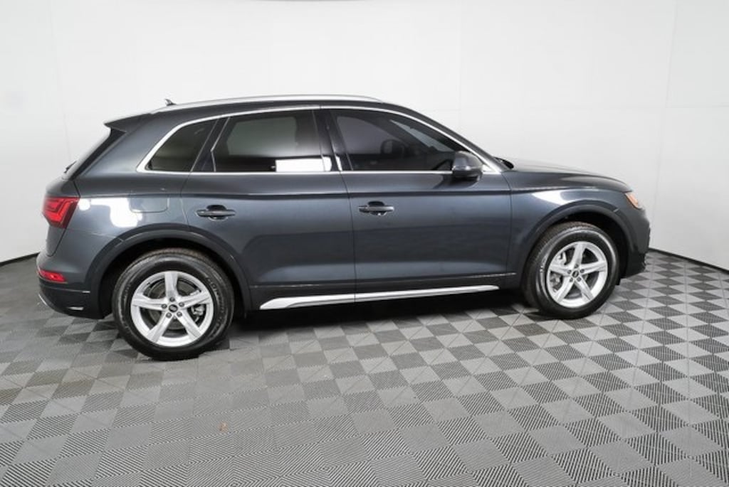 Used 2023 Audi Q5 40 Premium Quattro SUV