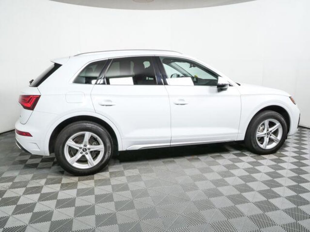Used 2024 Audi Q5 Premium SUV