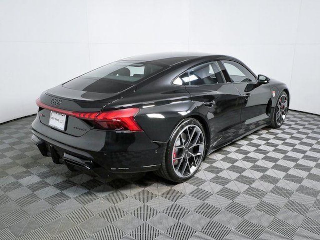 New 2026 Audi RS e-tron GT Performance Base Quattro Sedan
