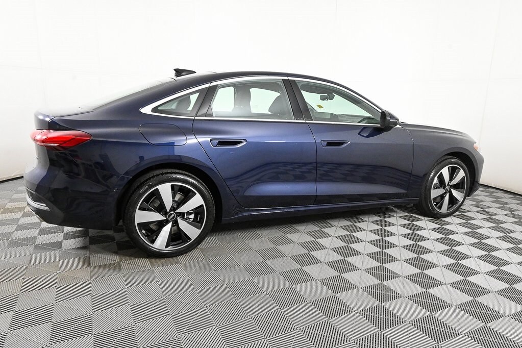 2025 Audi A5 2.0T Premium Plus photo 2