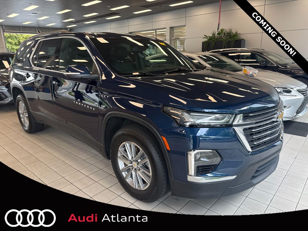 Used 2022 Chevrolet Traverse LT