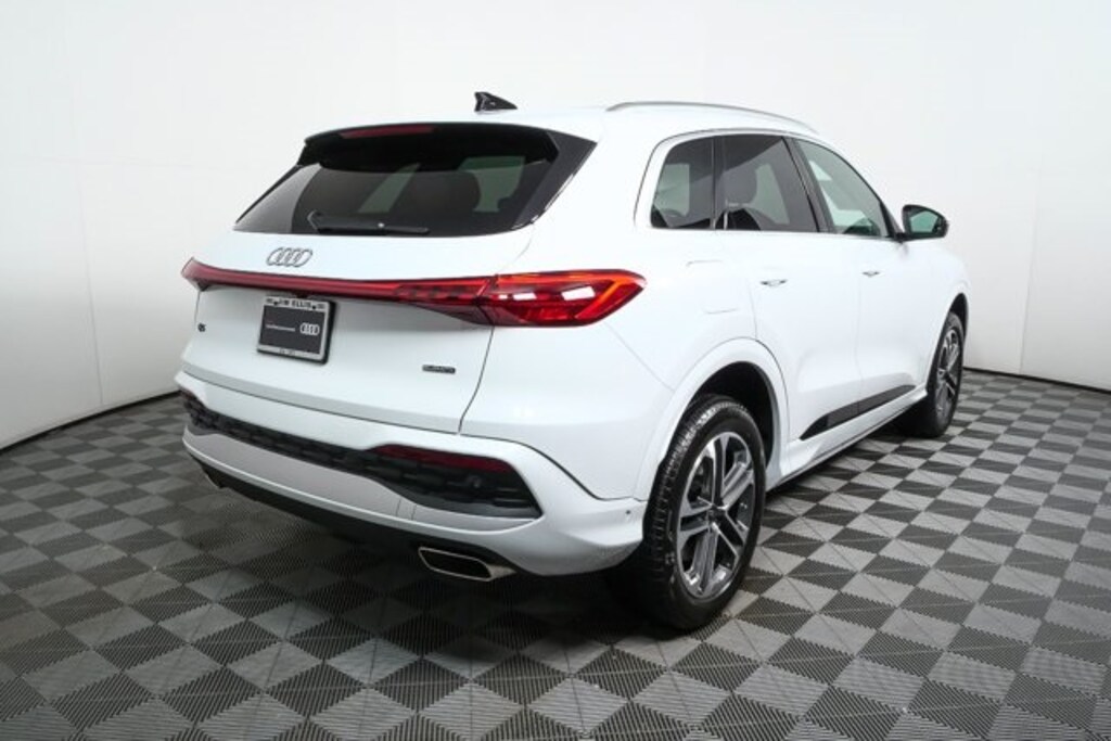Certified 2025 Audi All-new Q5 2.0T Premium Quattro SUV