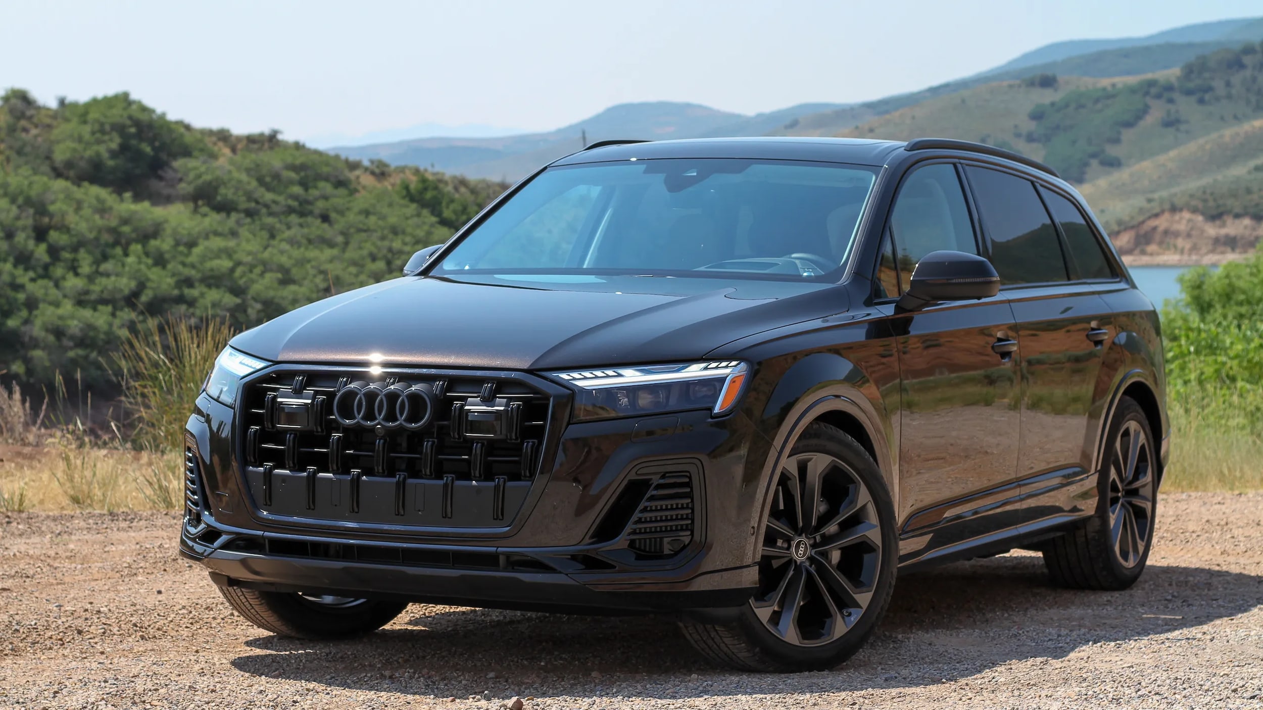 audi%20q7.png