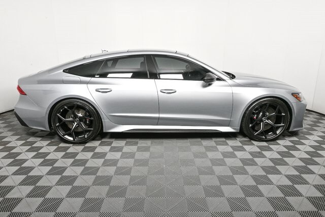 2025 Audi RS 7 Performance Base photo 2