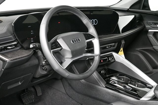 2025 Audi Q5 2.0T Premium photo 3