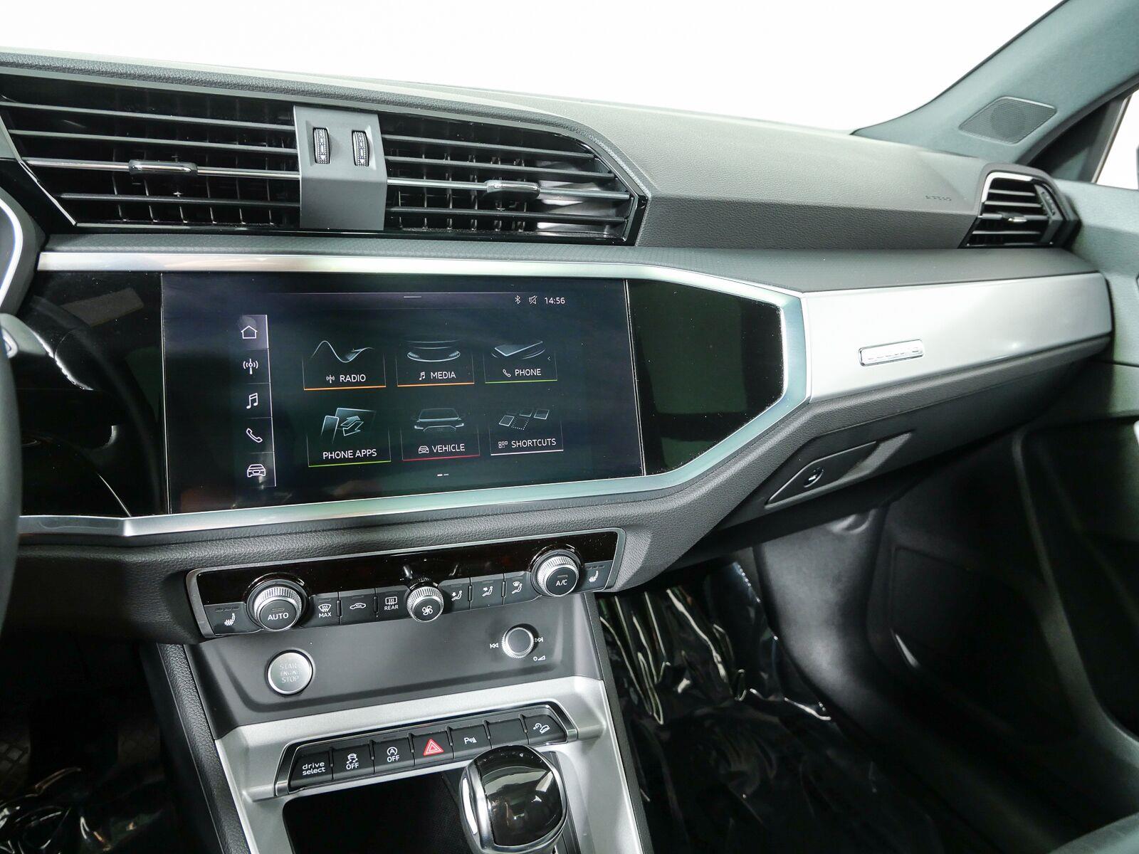 2020 Audi Q3 S Line Premium - Photo 12