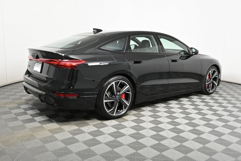 2025 Audi S6 Premium Plus photo 3