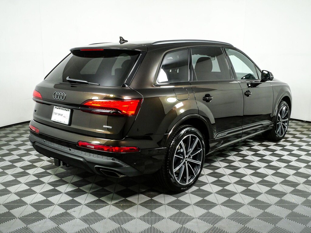 New 2026 Audi Q7 SUV