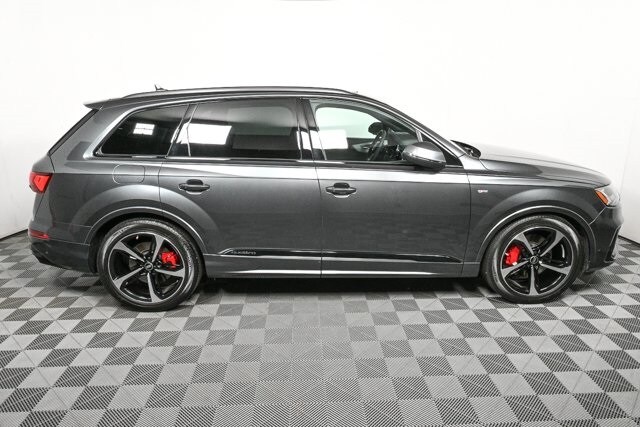 2024 Audi Q7 55 Prestige photo 2