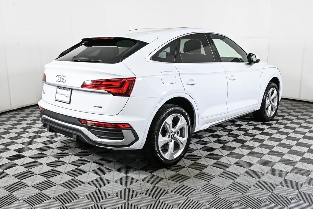 2025 Audi Q5 Sportback 45 S line Premium Plus photo 3