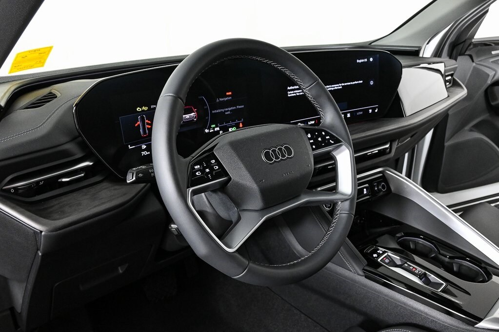2025 Audi Q5 2.0T Premium Plus photo 4