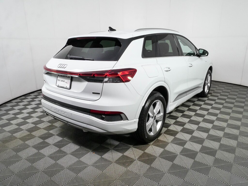 Used 2023 Audi Q4 e-tron Prestige SUV