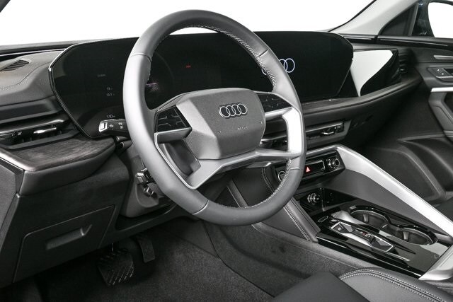 2025 Audi Q5 2.0T Premium Plus photo 4