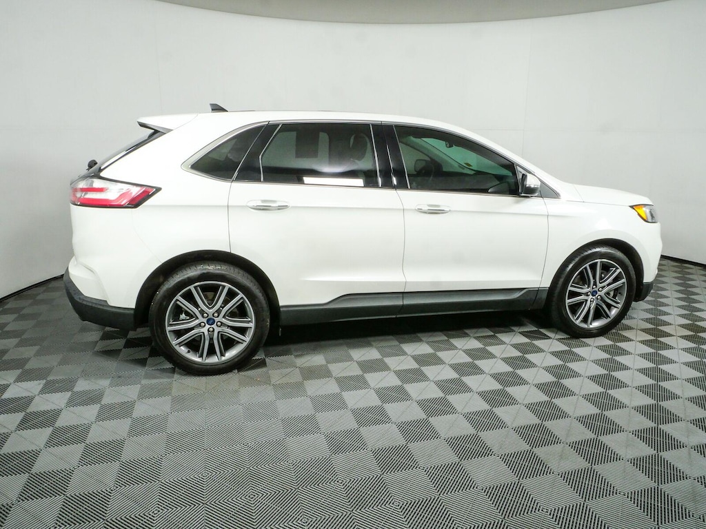 Used 2022 Ford Edge Titanium SUV