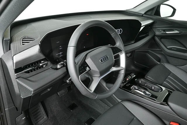 2025 Audi Q6 E-tron Premium photo 4