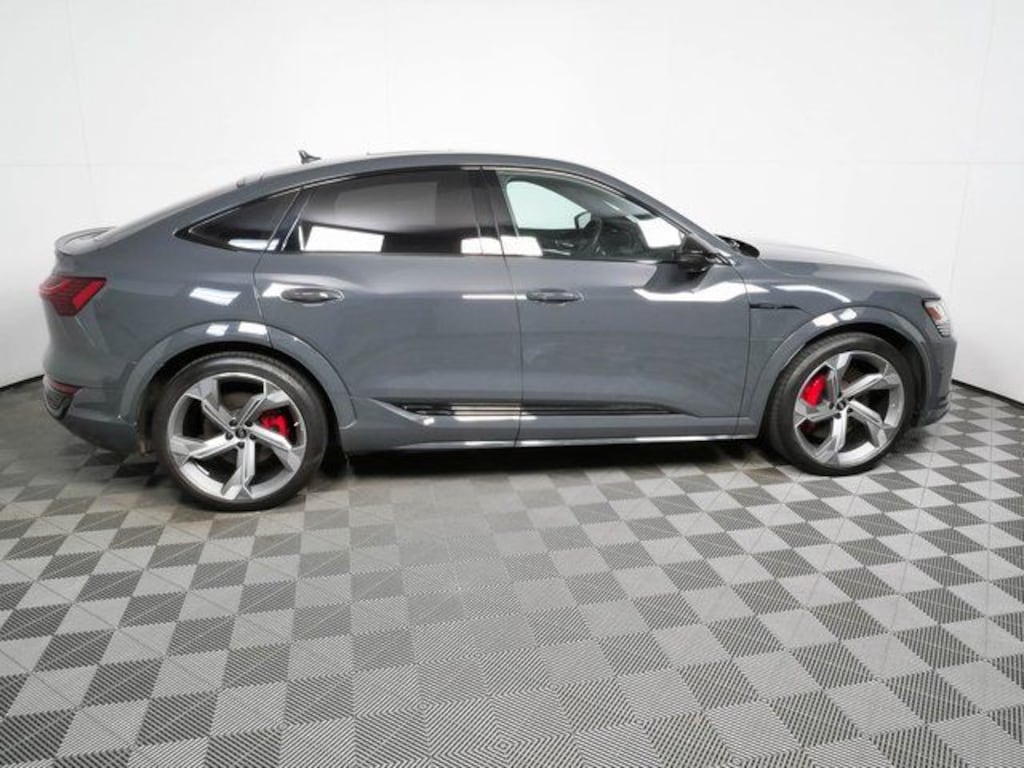 Used 2024 Audi SQ8 Sportback e-tron Premium Plus Quattro SUV