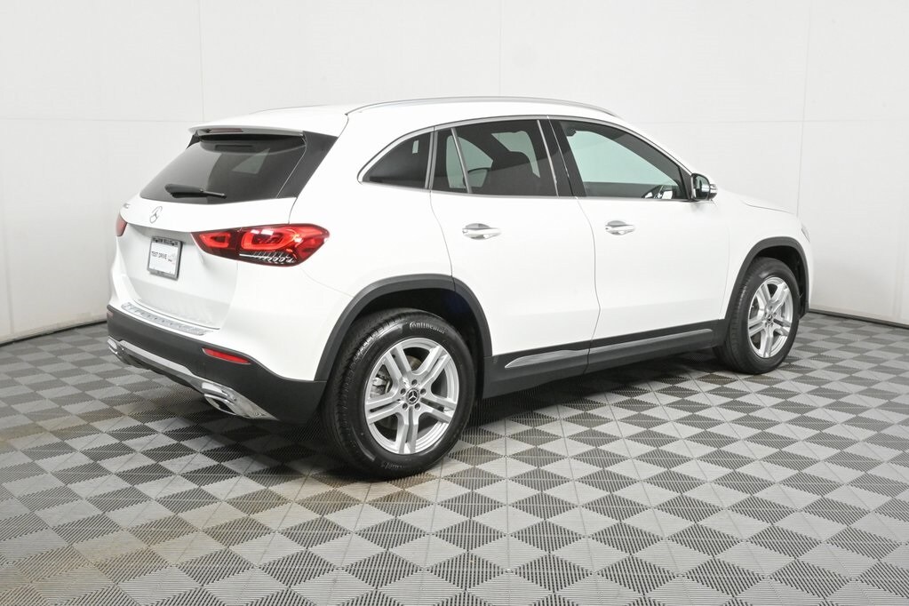 2021 Mercedes Benz GLA 250 photo 3