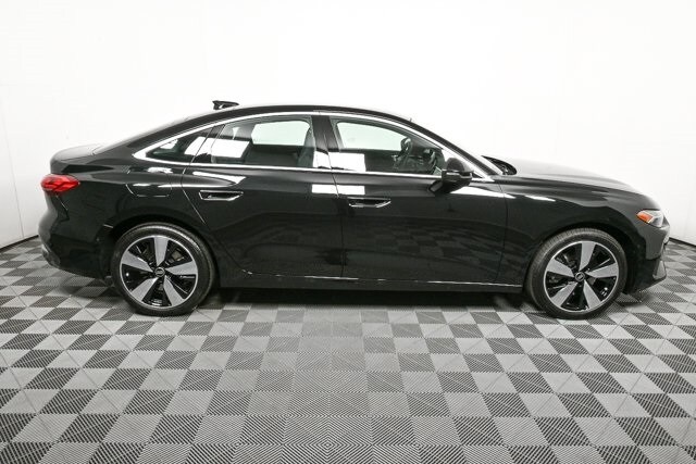 2025 Audi A5 2.0T Prestige photo 2