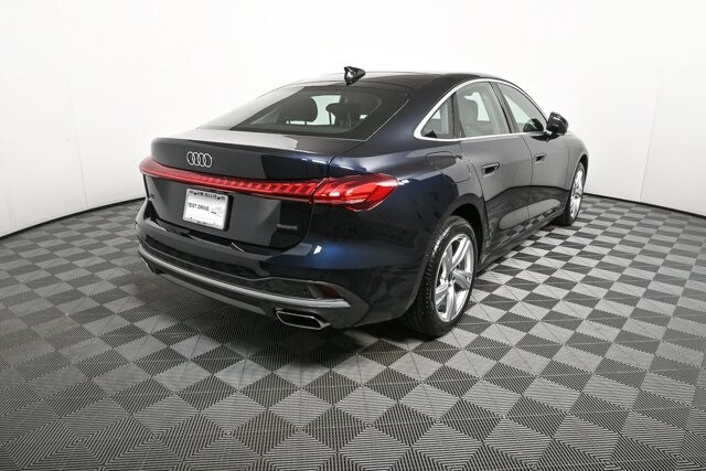 2025 Audi A5 2.0T Premium Plus photo 3